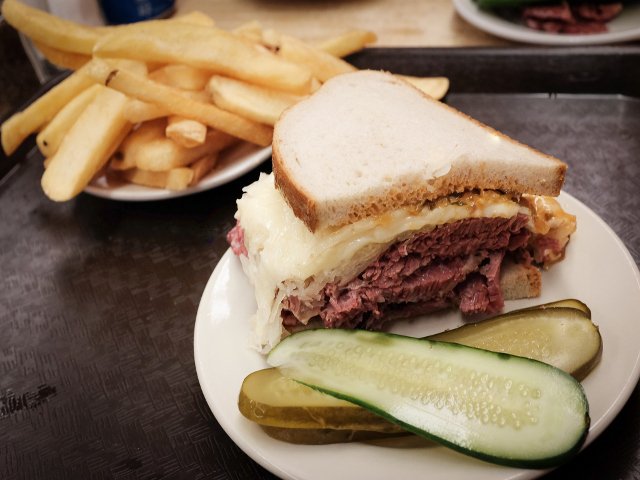 Esta Semana en Nueva York se puede comer un sandwich reuben