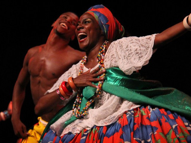 Esta semana en Nueva York baile folclórico de Brazil