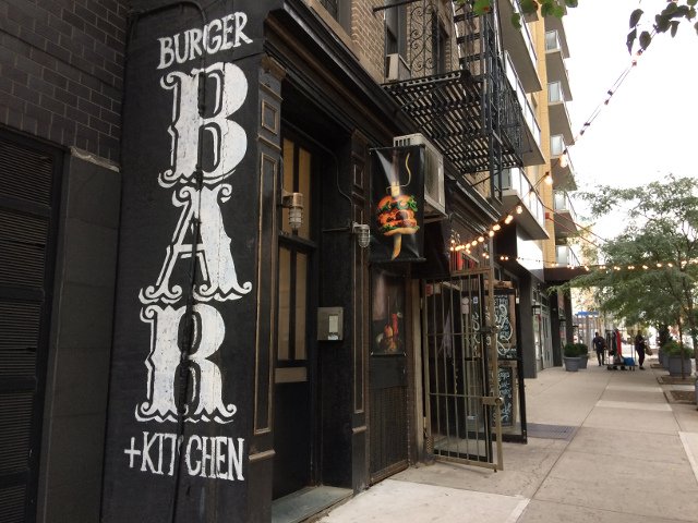 Baronness Bar and Kitchen en Long Island City