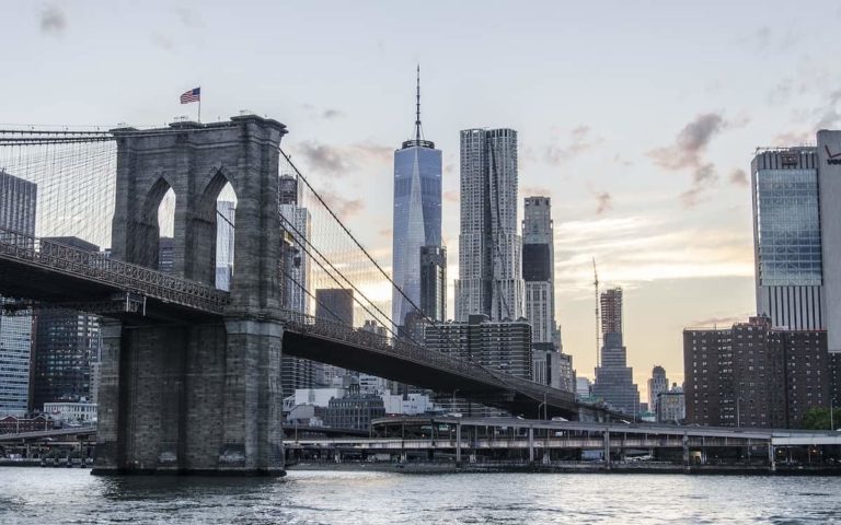 Puente de Brooklyn y Distrito Financiero de Nueva York